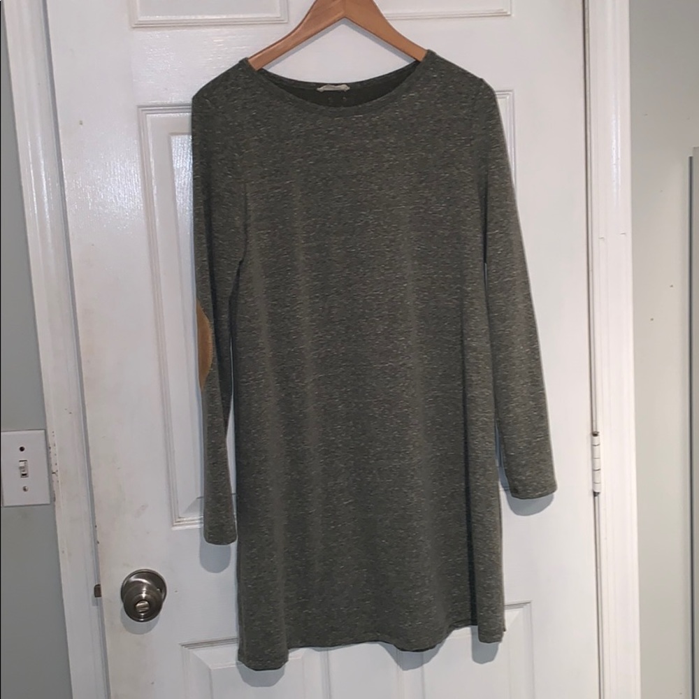 Never been worn, Long sleeve dress